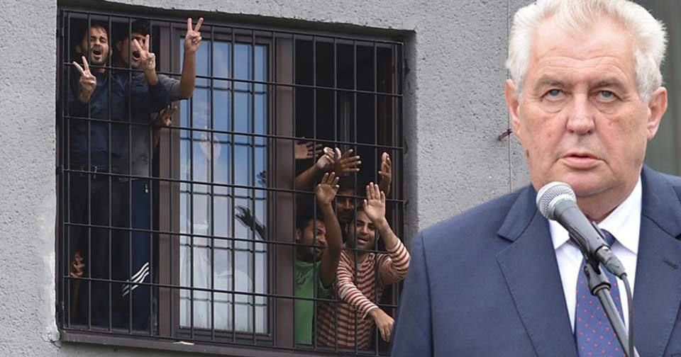 Prezident Zeman zavítal do Vyšních Lhot, uprchlíky nenavštívil.