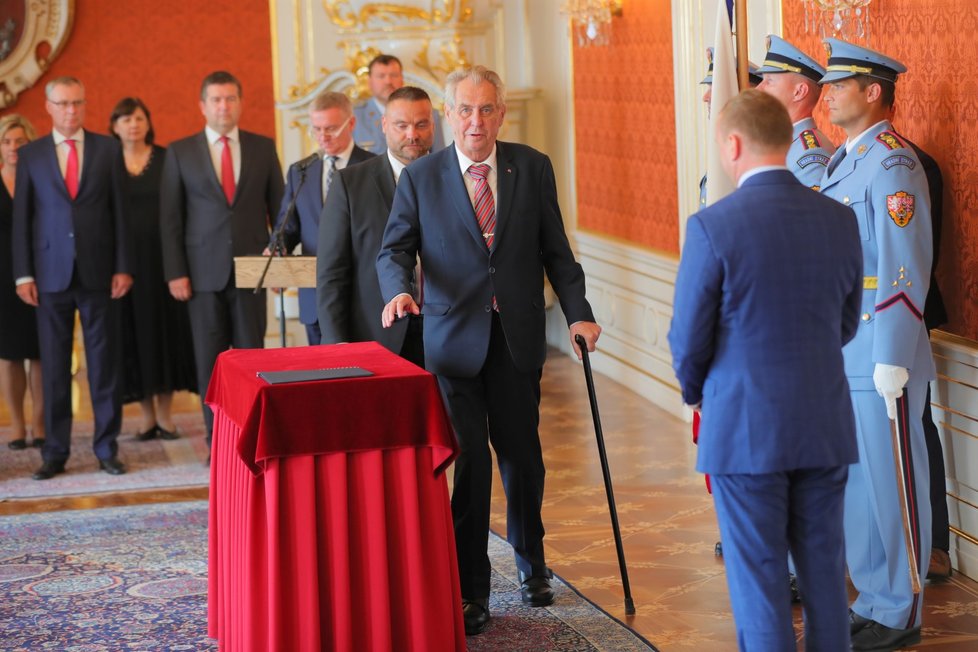 Prezident Miloš Zeman jmenoval Lubomíra Zaorálka ministrem kultury