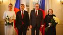 Novoroční oběd v Lánech: Monika Babišová, Andrej Babiš, Miloš Zemana a Ivana Zemanová zasedli u jednoho stolu (3. 1. 2019) Novoroční oběd v Lánech: Monika Babišová, Andrej Babiš, Miloš Zemana a Ivana Zemanová zasedli u jednoho stolu (3. 1. 2019)