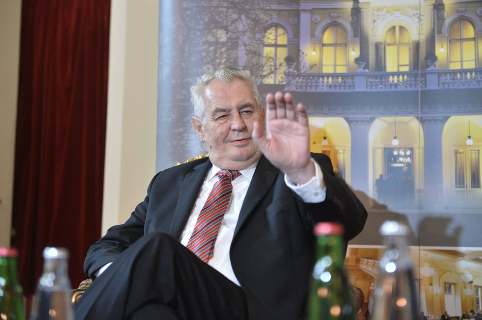 Prezident Miloš Zeman vystoupil 25. května v Praze na jubilejním Žofínském fóru.