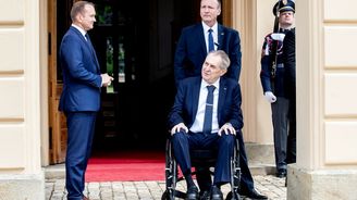 Důchodce Miloš Zeman bude mít nárok na penzi, stotisícovou rentu i na auto s řidičem