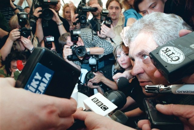 Miloš Zeman během volební kampaně v roce 1998