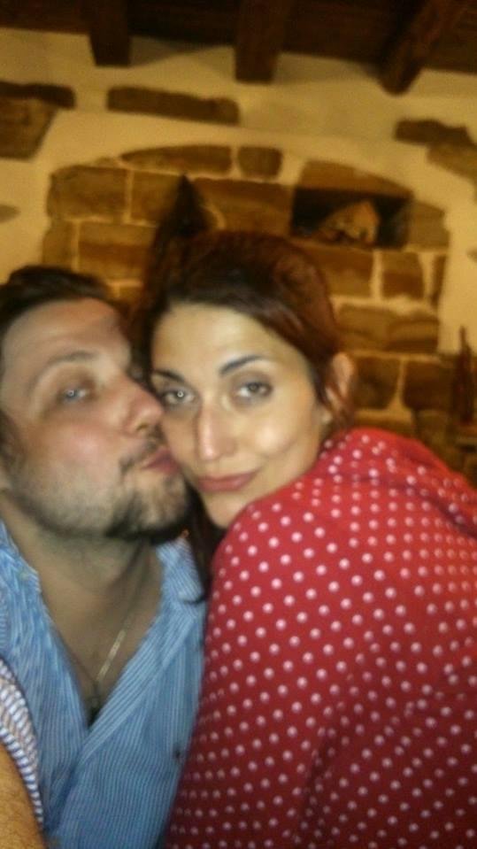 Felix Slováček zveřejnil na Facebooku zamilované fotky s přítelkyní Michaelou Zemánkovou.