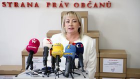 Ivana Zemanová oznámila, že podpisů pro jejího muže je už na 60 tisíc