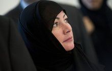 Co je to za muslimku? Česká první dáma Ivana Zemanová!