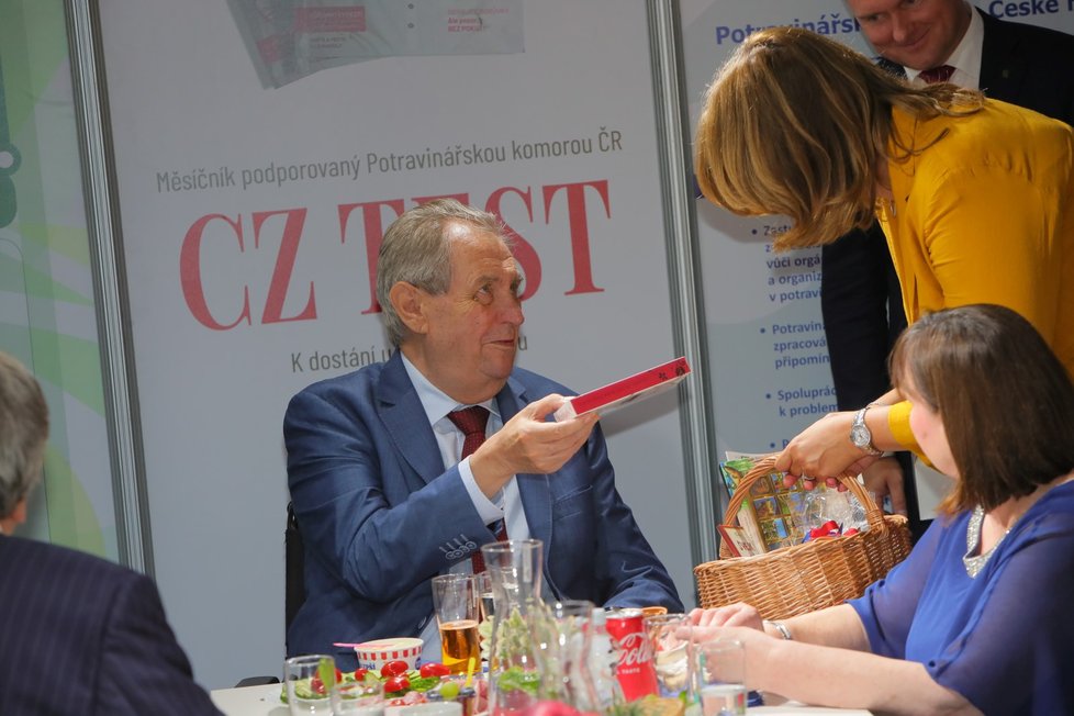 Země živitelka: Prezident Miloš Zeman