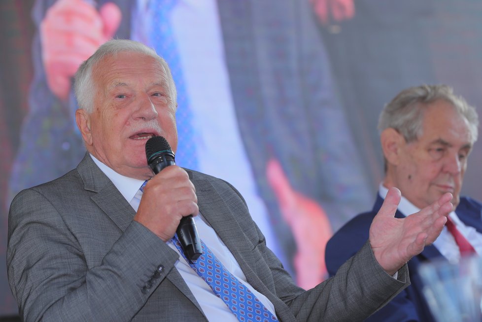 Václav Klaus při projevu v Českých Budějovicích na Zemi živitelce