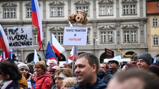 Traktorová blokáda Prahy: Bez dopravního kolapsu a za účasti ruské páté kolony 