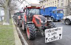 Stávkující zemědělci se ptali ministra Výborného:  Víš, jak vypadá kráva?