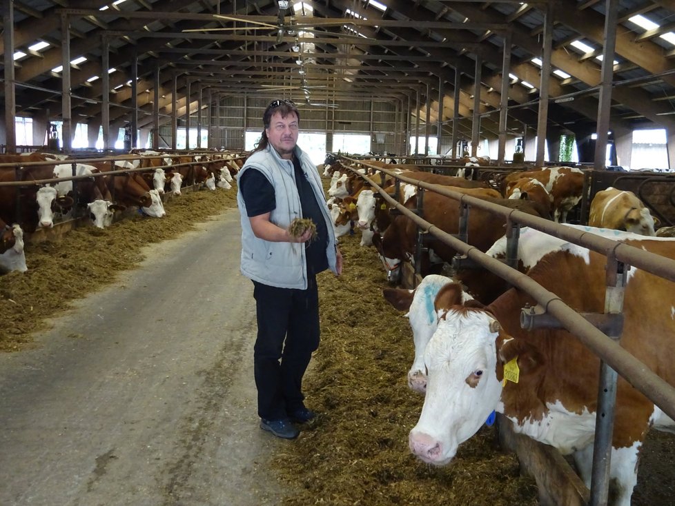 Šéf zemědělské firmy Petr Šrámek promluvil o problémech, které trápí nejednoho českého zemědělce.