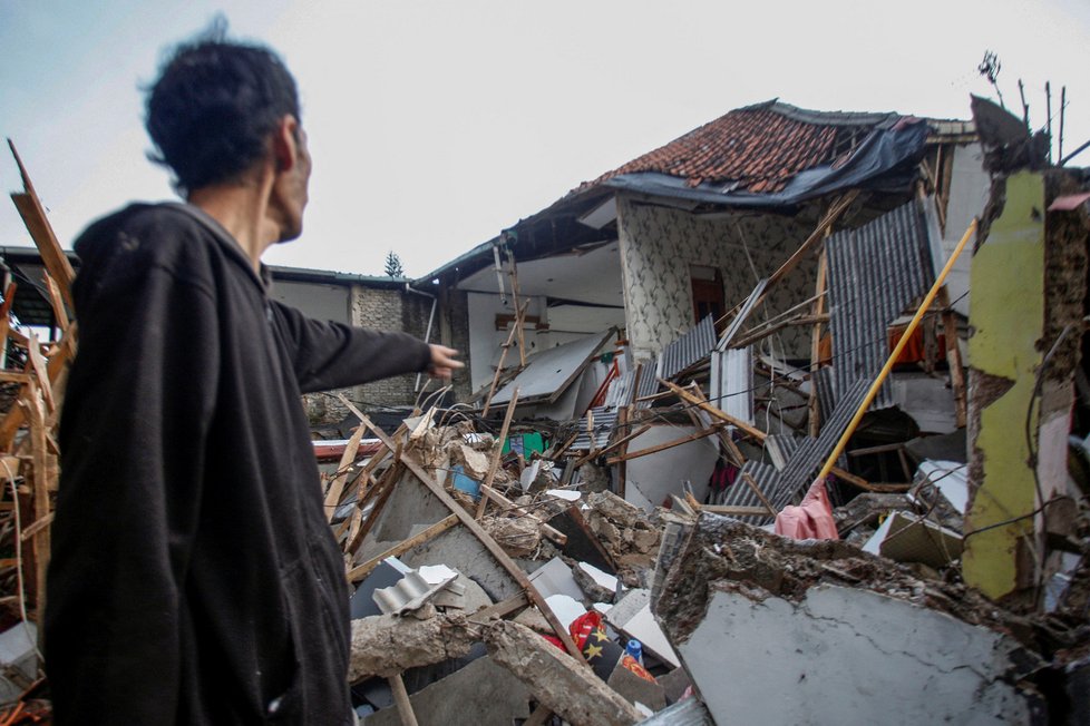 Ničivé zemětřesení v Indonésii (21.11.2022)