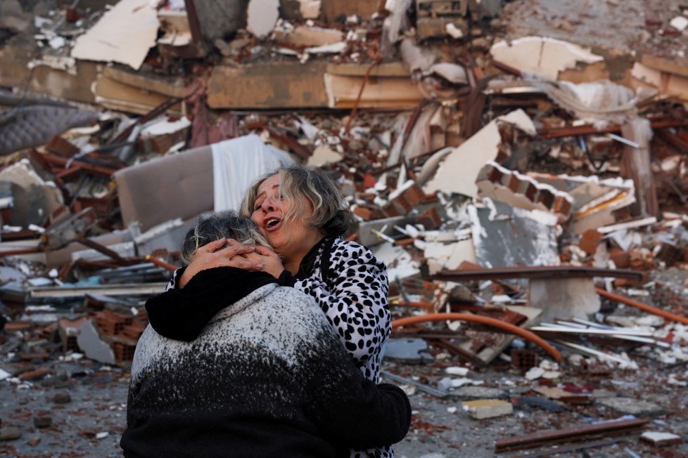 Následky smrtícího zemětřesení v turecké provincii Hatay