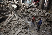 Obětí nepálského zemětřesení už je 3218: Stále se pohřešuje 34 Čechů