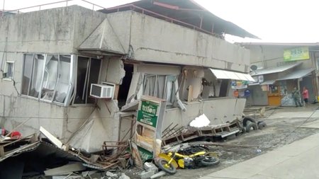 Filipínský ostrov Mindanao postihlo zemětřesení (15.12.2019)