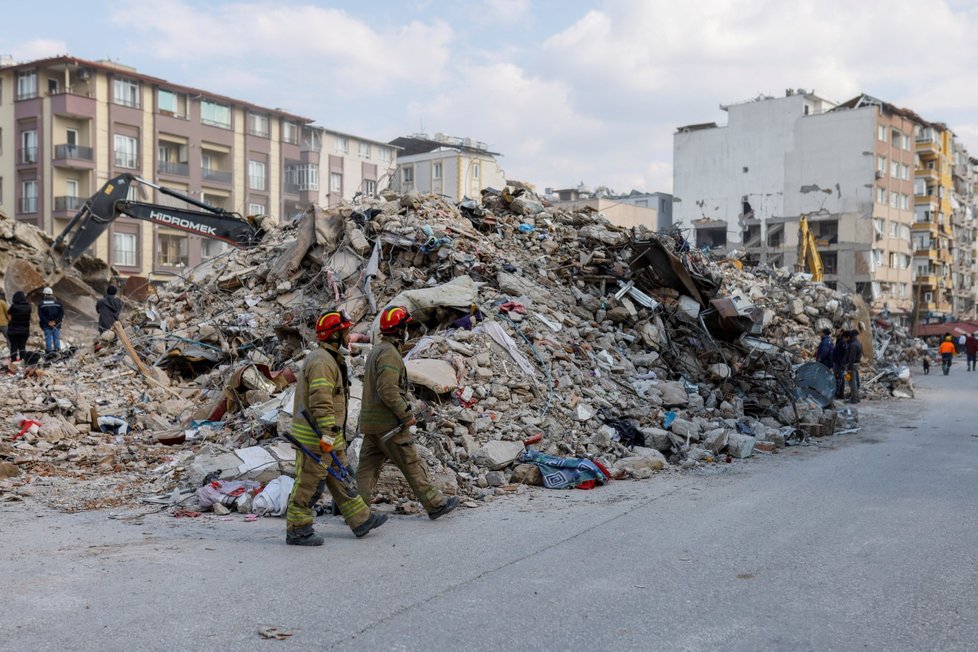 Následky ničivého zemětřesení v tureckém městě Antakya. (11.2.2023)