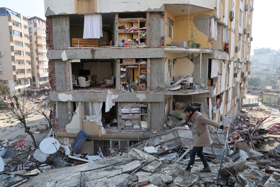 Následky ničivého zemětřesení v turecké provincii Hatay (8. 2. 2023)