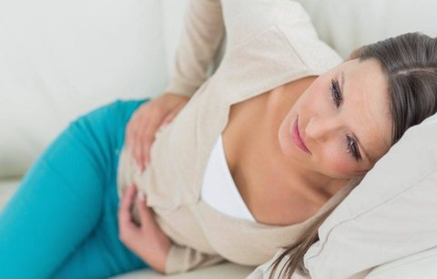 Trápí vás premenstruační syndrom? Pomůže vám maso, mléko a cvičení