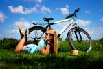 Jízda na kole vám může pomoci zhubnout, ale musíte udržovat správnou tepovou frekvenci a dát si pořádně do těla, ne se jen projíždět.