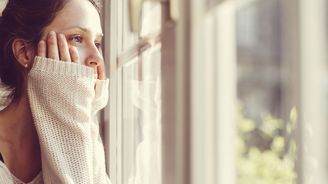 Ženy trpí častěji úzkostí a depresí, než muži. Čeho se bojí a co s tím?