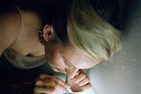 Studie: Uprchlíci komplikují dovoz heroinu. „Perník“ trhá v Česku rekordy