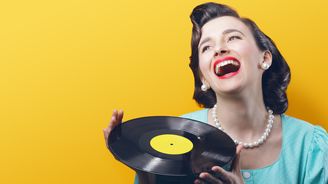 Britové si zamilovali vinyly, útraty překonaly stahovanou hudbu