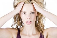 Make-up ženám krade mládí: Chemické látky přiblíží menopauzu až o 4 roky, tvrdí studie