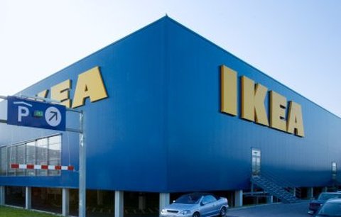 Ikea využívala k práci politické vězně z NDR: Je nám to líto