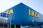 V IKEA  Drážďany vybouchla bomba, zranila dva lidi.