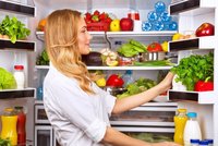 9 potravin, které do ledničky rozhodně nedávejte. Škodí jim zima a vlhko!