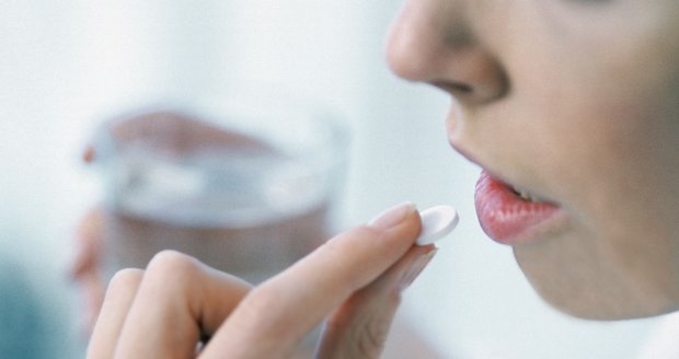 Za rakovinu může krevní srážlivost a chránit nás může aspirin, tvrdí vědci