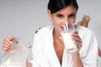 Pijte mléko: 10 důvodů, proč je zdravé!