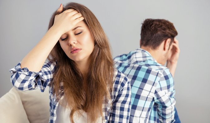 Muži a ženy prožívají migrény odlišně: Jaké jsou spouštěče u obou pohlaví? 