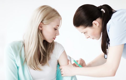 Očkování proti chřipce: Pozor, před rýmou vás neochrání