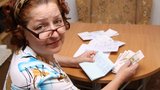 Nešťastnice přišla o 1,5 milionu! Naletěla podvodníkovi a pustila ho do svého účtu