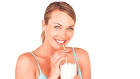 Mléko bychom měli pít denně už jenom proto, že obsahuje vysoký obsah vápníku.