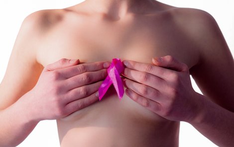 Rakovina prsou je obestřena mnoha mýty, které nás ženy poté děsí ještě více, než je nutné.