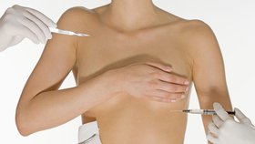 Největší mýty kolují o prsních implantátech