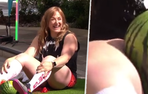 Nevšední rekord: Skotská sportovkyně rozdrtila svými stehny tři melouny!