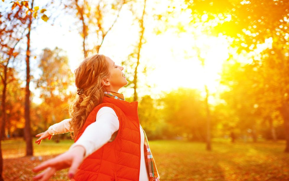 Počasí s Honsovou: Před příchodem zimy se ještě ohřejeme, víkend přinese 13 °C a slunce.