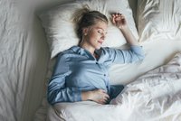 Než se zavrtáte do peřin: Jak nám pomáhají jednotlivé fáze spánku?