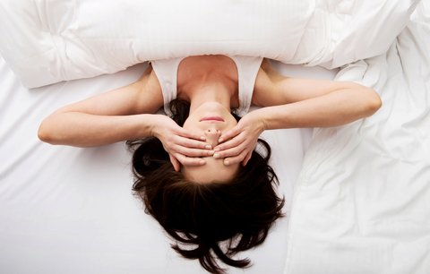 7 příčin, proč se vám chce přes den spát: Neumíte říkat ne a nesnídáte