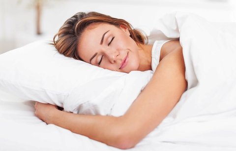 Co o vás prozradí polohy ve spánku? To jste asi nečekali!