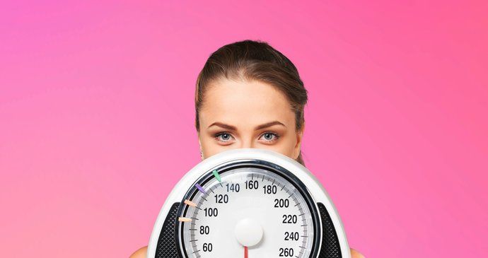 7 důvodů, proč přibíráte na váze, i když jíte to, co máte, a cvičíte
