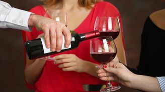 Vědci zjistili, že červené víno chrání svaly
