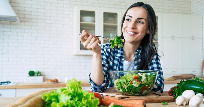 Na měsíc veganem? Víme, co vám to přinese a co všechno se změní!