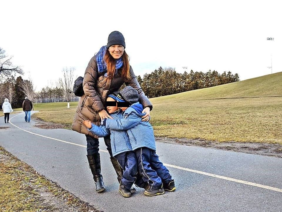 Naděžda zmizela beze stopy. Manžel pátrá na vlastní pěst.