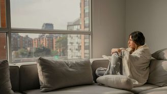 Máte jen blbou náladu, nebo vám hrozí vyhoření? Jasné signály vám dá tělo i pracovní prostředí Máte jen blbou náladu, nebo vám hrozí vyhoření? Jasné signály vám dá tělo i pracovní prostředí