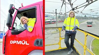 Ženy nejen za volantem: Holky dirigují i řídí Ženy nejen za volantem: Holky dirigují i řídí