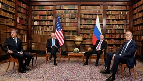 Putin a Biden se poprvé sešli na summitu v Ženevě