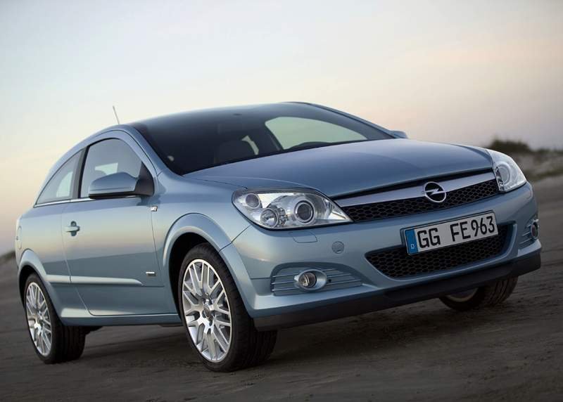 Opel Astra Diesel Hybrid Concept